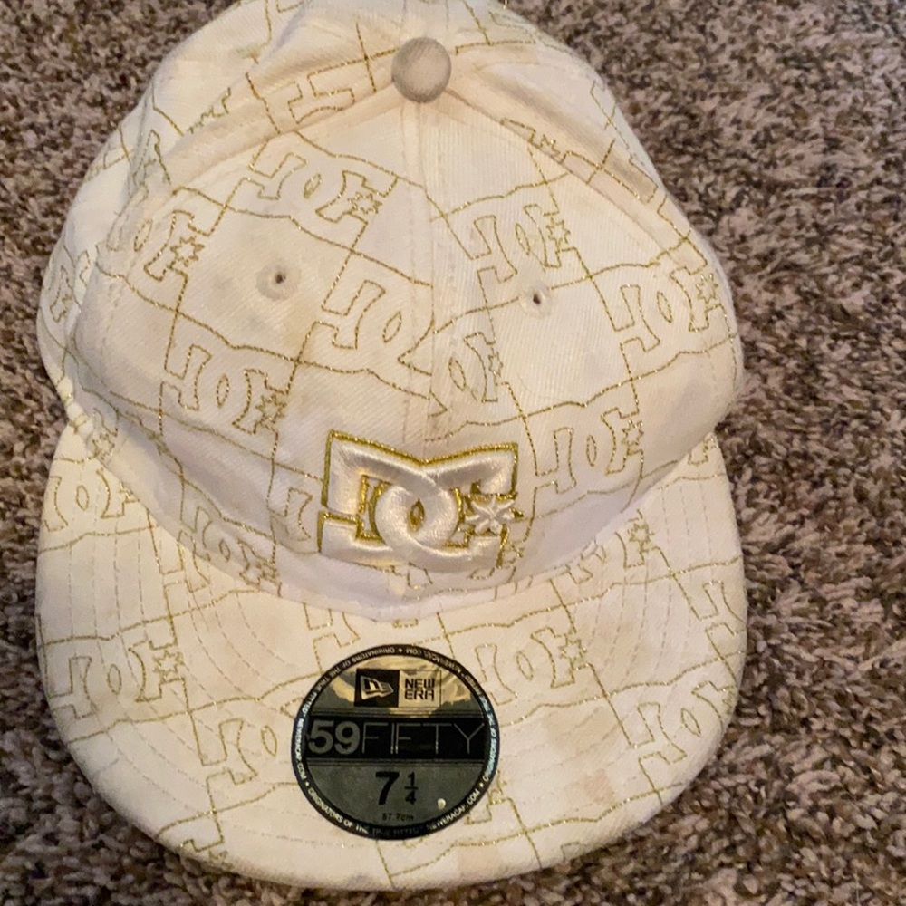 New Era DC 59 Fifty Hat 7 1/4